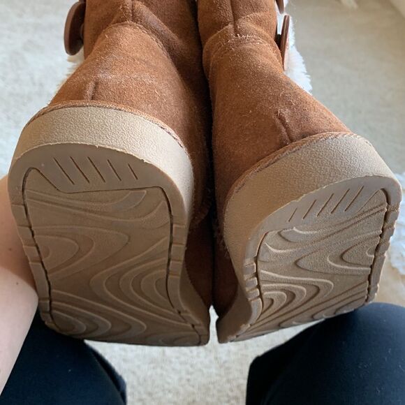 Chestnut Plush‎ Sherpa Fur Suede Leather Button Brown ugg style Boots Size 10 - Picture 9 of 9